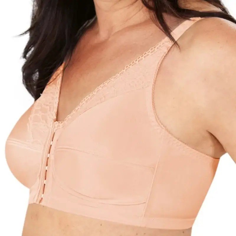 Soutien-gorge Nancy sans armatures et ouverture devant par Amoena - Coloris Blush - Vue de trois-quart Soutien-gorge Nancy sans armatures et ouverture devant par Amoena - Coloris Blush - Vue de trois-quart