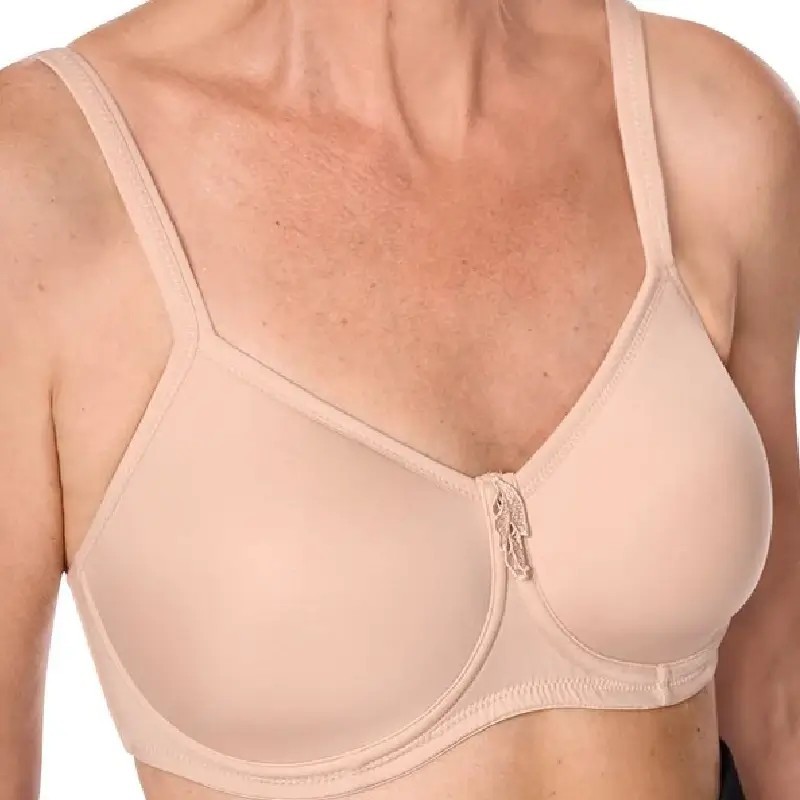 Soutien-gorge Lara paddé sans armatures par Amoena - Coloris Sable - Vue de trois-quart